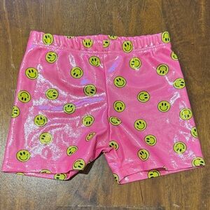 Social Butterfly Pink Smiley Face Kids Shorts 3T LIKE NEW